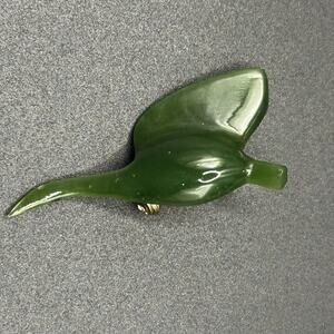 Vintage Carved Nephrite Jade Bird Brooch Pin Goose Flying